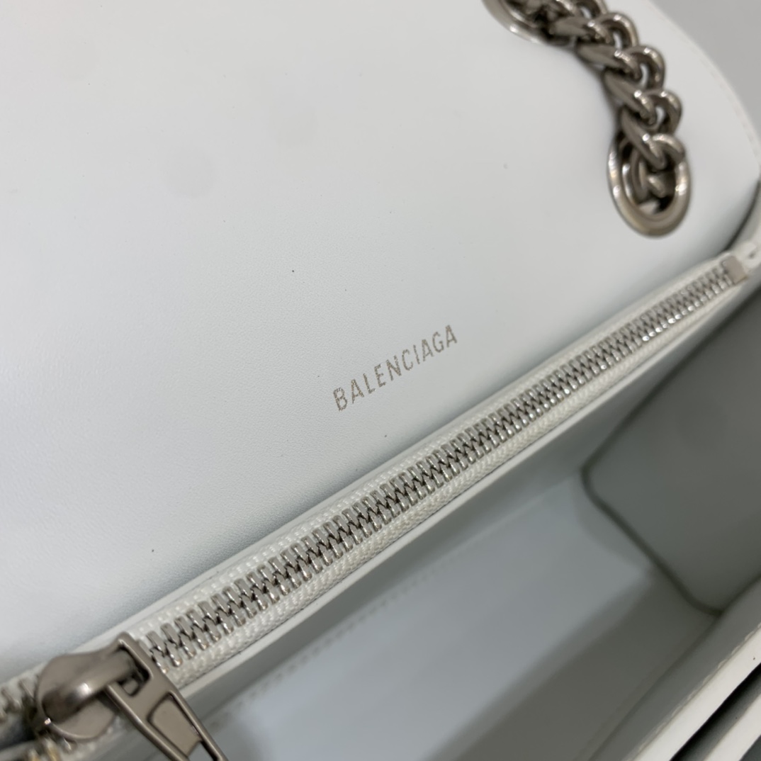 Ba1en*iaga Crush Small Chain Bag Black/Pink/Silver/White For Women‎ 9.8in/24.9cm