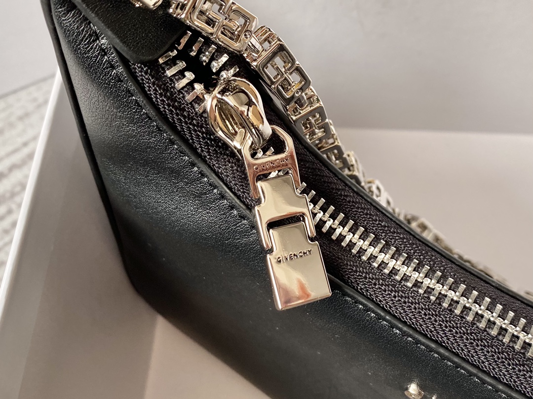 Givenchy Small Moon Cut Out Bag Black/Pink/Cream/Brown/Grey/Dark Grey For Women‎ 9.8in/25cm BB50LGB1A4-001