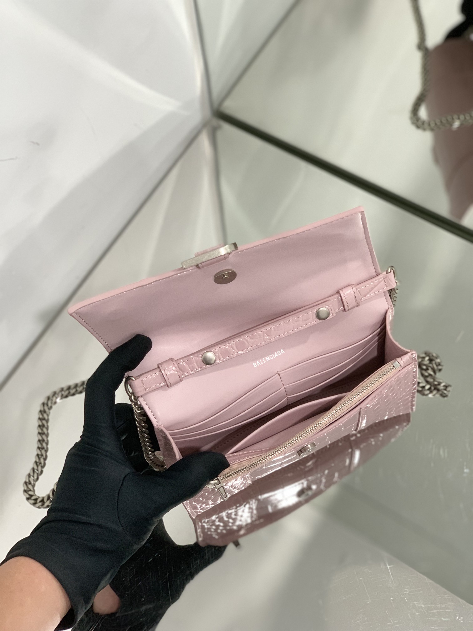 Ba1en*iaga Hourglass Wallet Pink/Burgundy/Dark Green/Black For Women‎ 7.6in/19cm 6560501LRGM6310