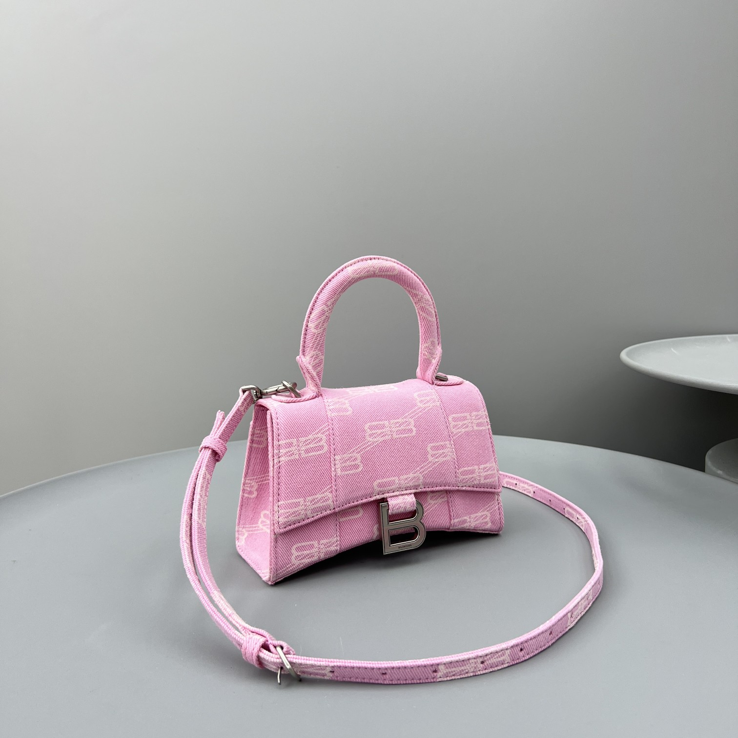 Ba1en*iaga Hourglass XS Handbag Pink/Blue For Women‎ 7.4in/18.8cm
