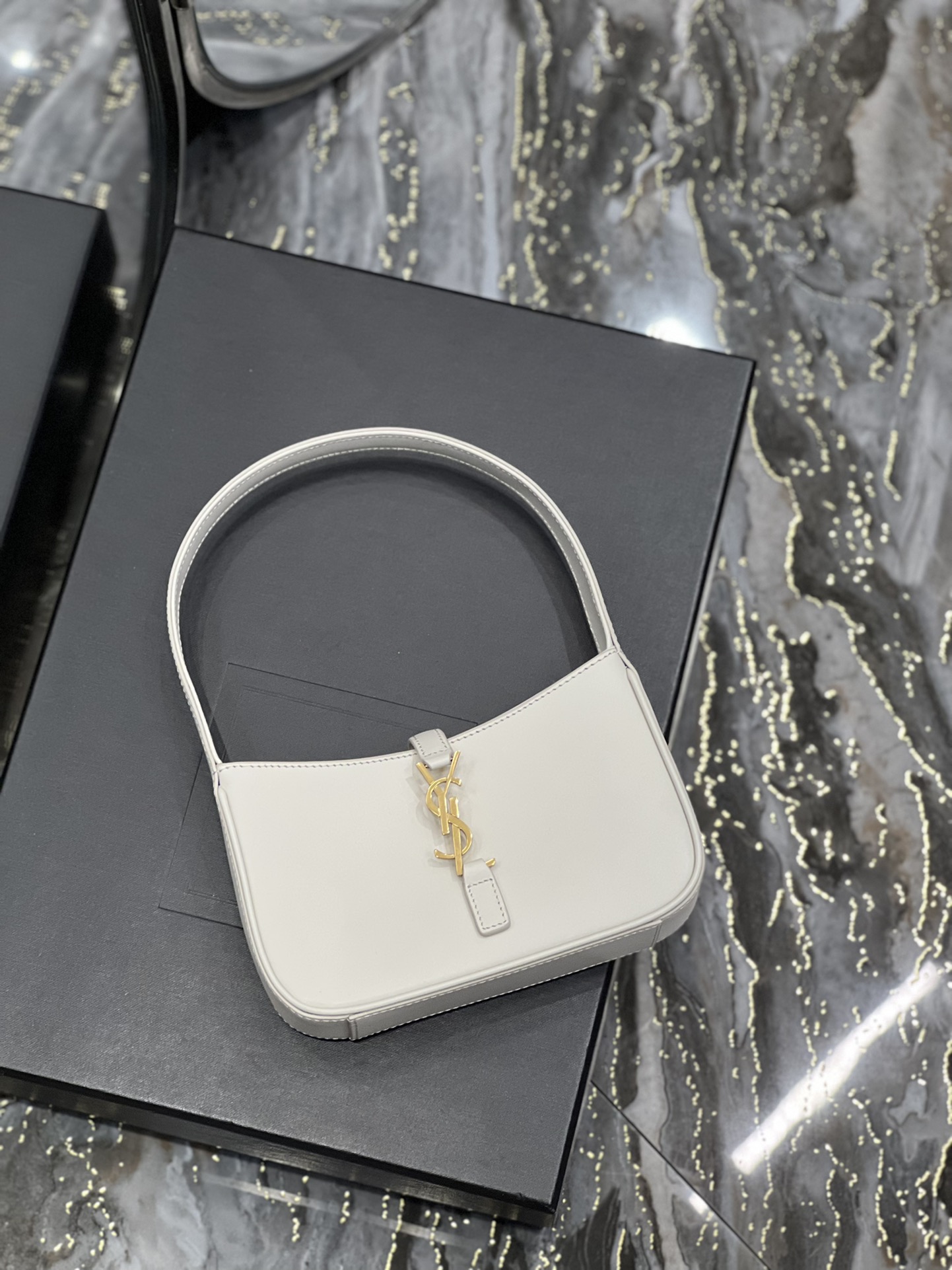 Sa1nt Lau*nt Le 5 A 7 Mini White For Women‎ 7.5in/19cm 7103182R20W9207