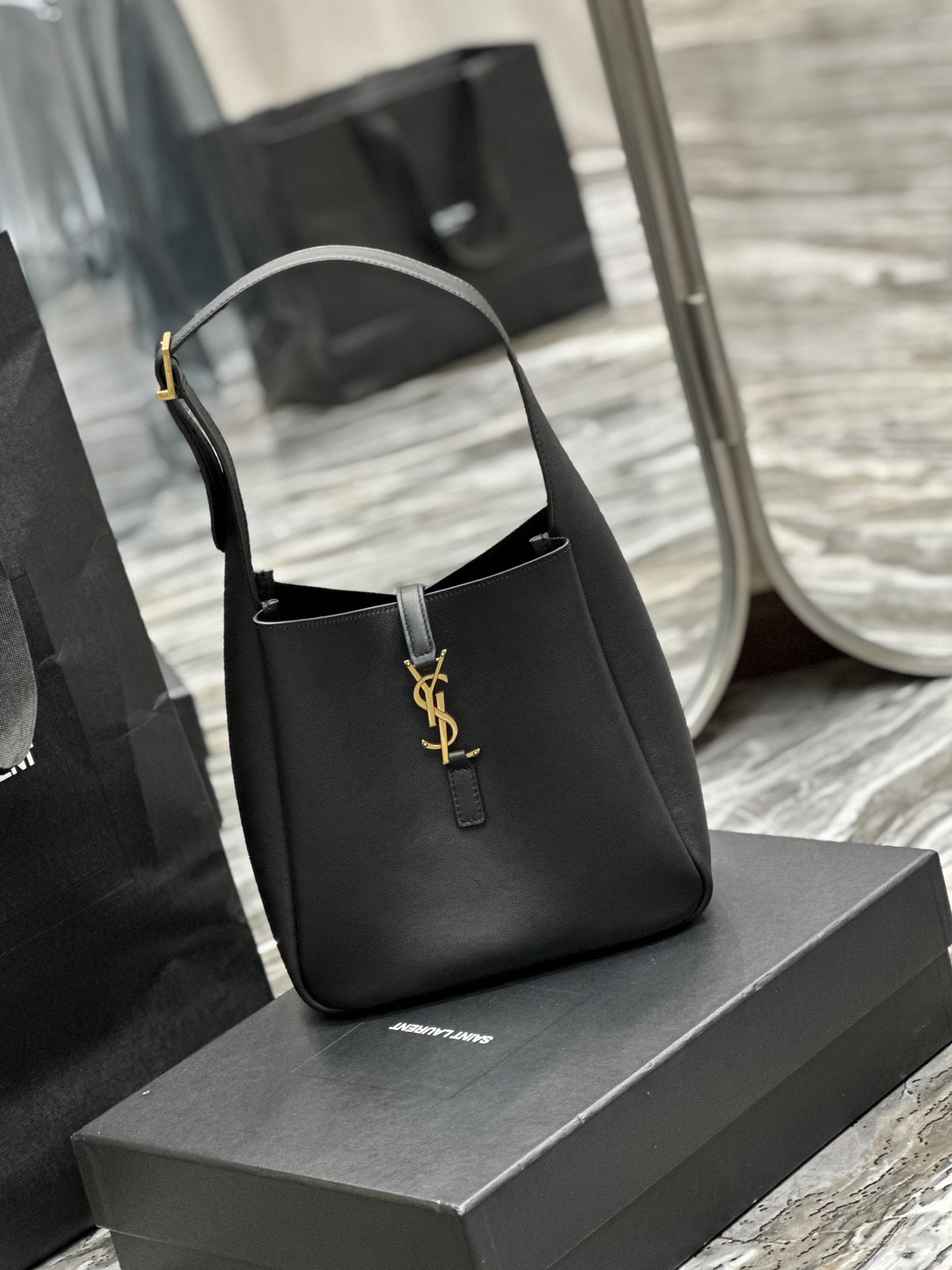 Sa1nt Lau*nt Le 5 A 7 Soft Small Black/Yellow/Burgundy For Women‎ 9in/23cm 713938AAAUQ1000