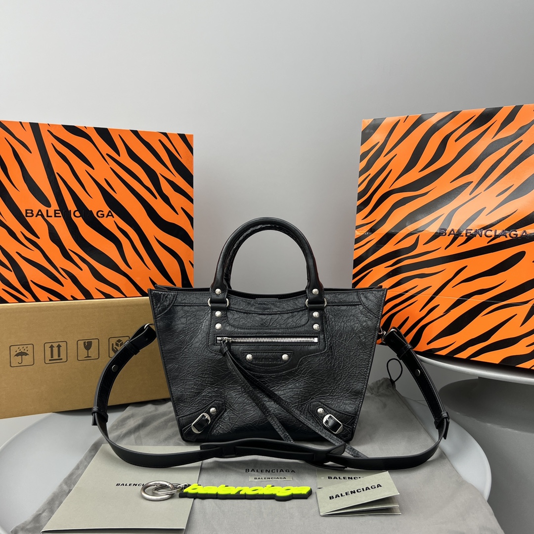 Ba1en*iaga Neo Classic Small Handbag Black For Women‎ 13in/33cm