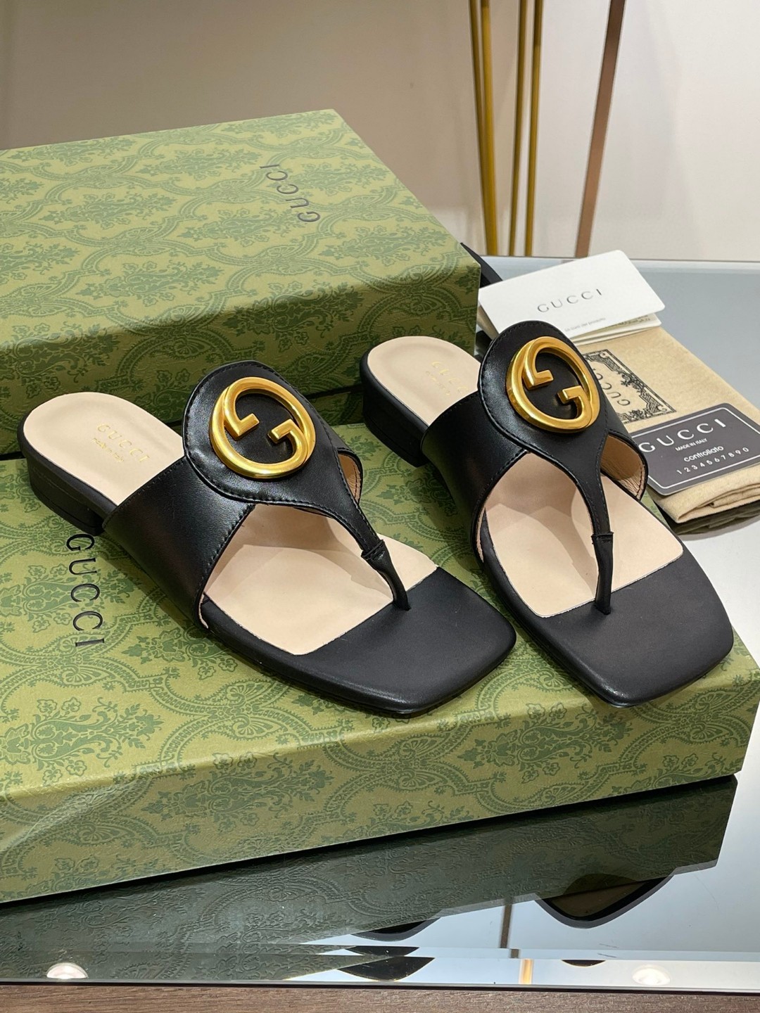 Gvc*1 Blondie Thong Sandal Black For Women ‎739048 C9D00 1000