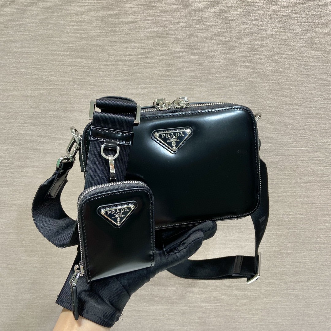 Pra*a Small Pra*a Brique Bag Black For Women 7.4 in / 19 cm 2VH070_ZO6_F0002_V_ZMI