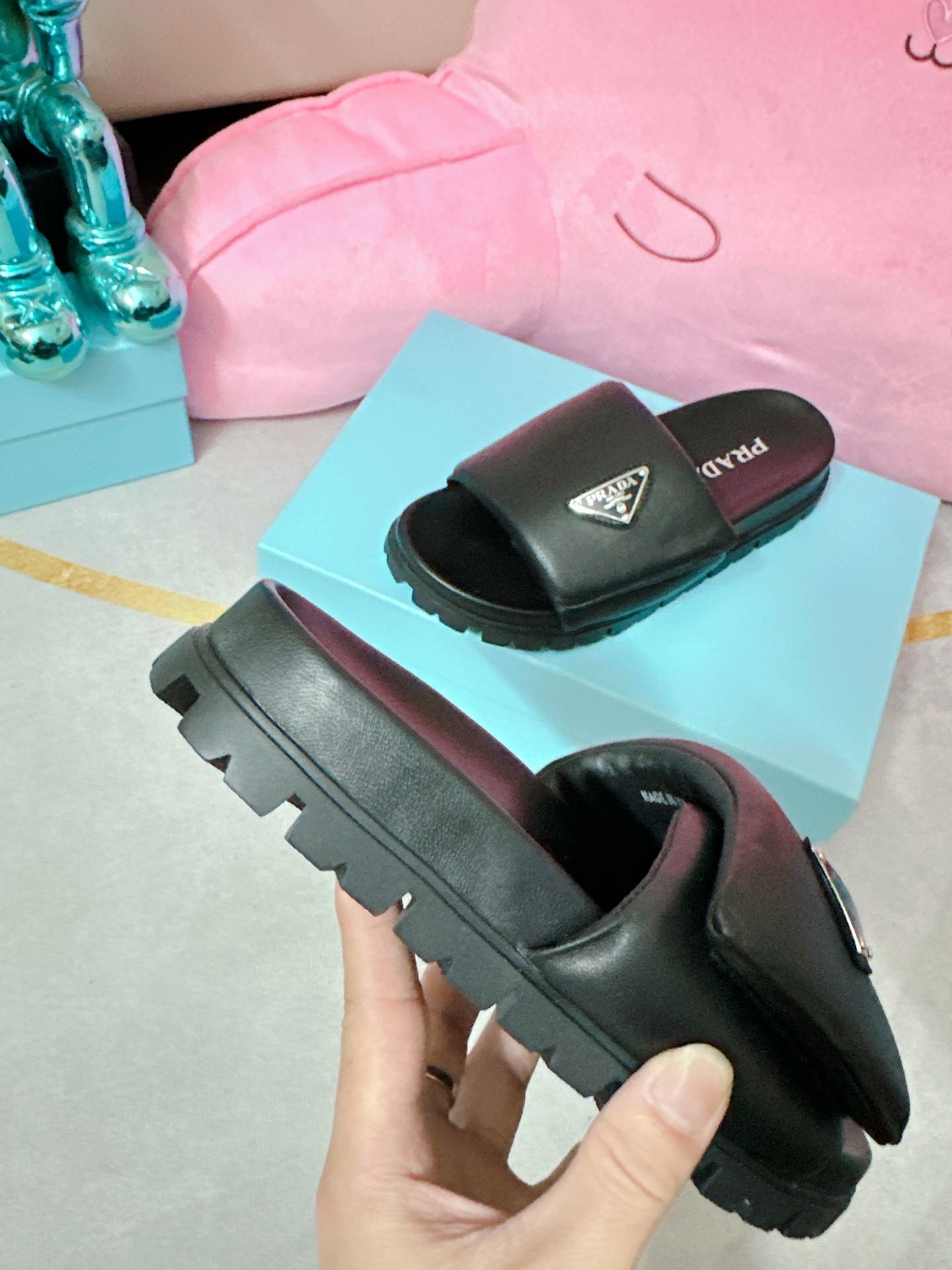 Pra*a Soft Padded Nappa Slides Black For Women 0.8 in/ 2cm 1XX648_2DL8_F0002_F_020