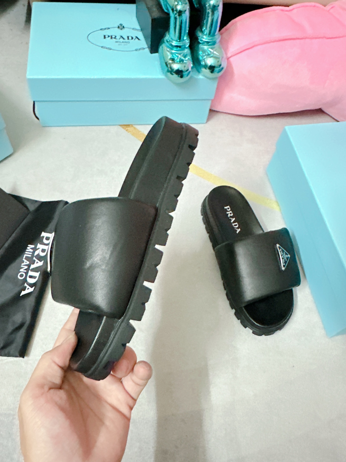 Pra*a Soft Padded Nappa Slides Black For Women 0.8 in/ 2cm 1XX648_2DL8_F0002_F_020