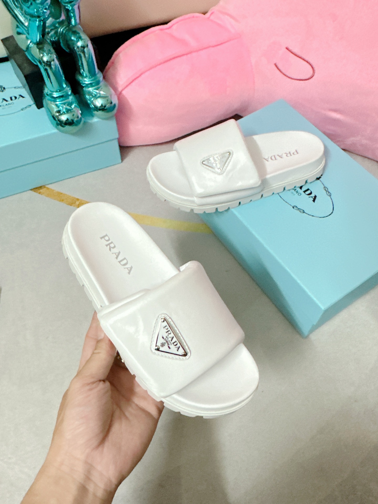 Pra*a Soft Padded Nappa Slides White For Women 0.8 in/ 2cm 1XX648_2DL8_F0009_F_020