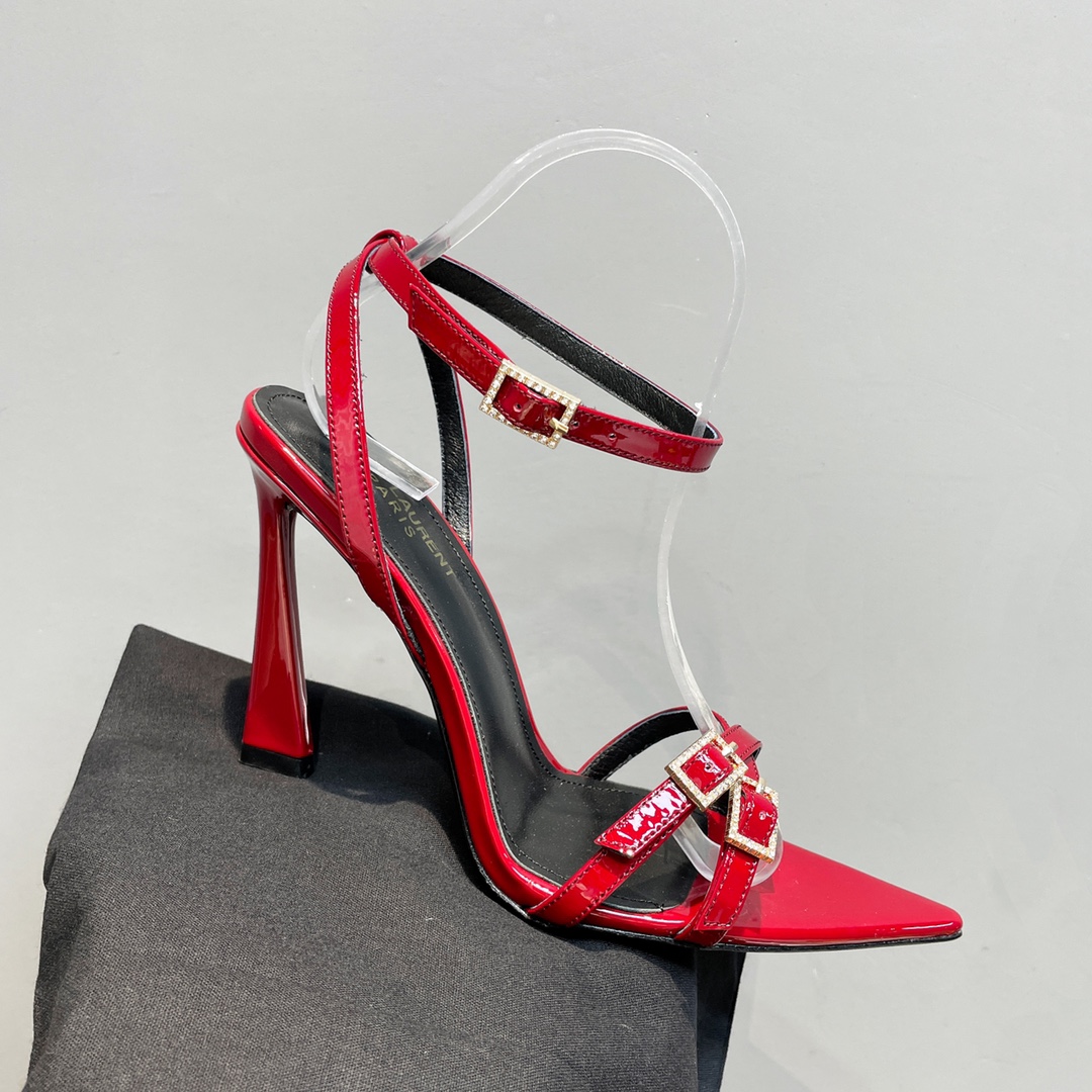 Sa1nt Lau*nt Lila Sandals In Patent Red For Women