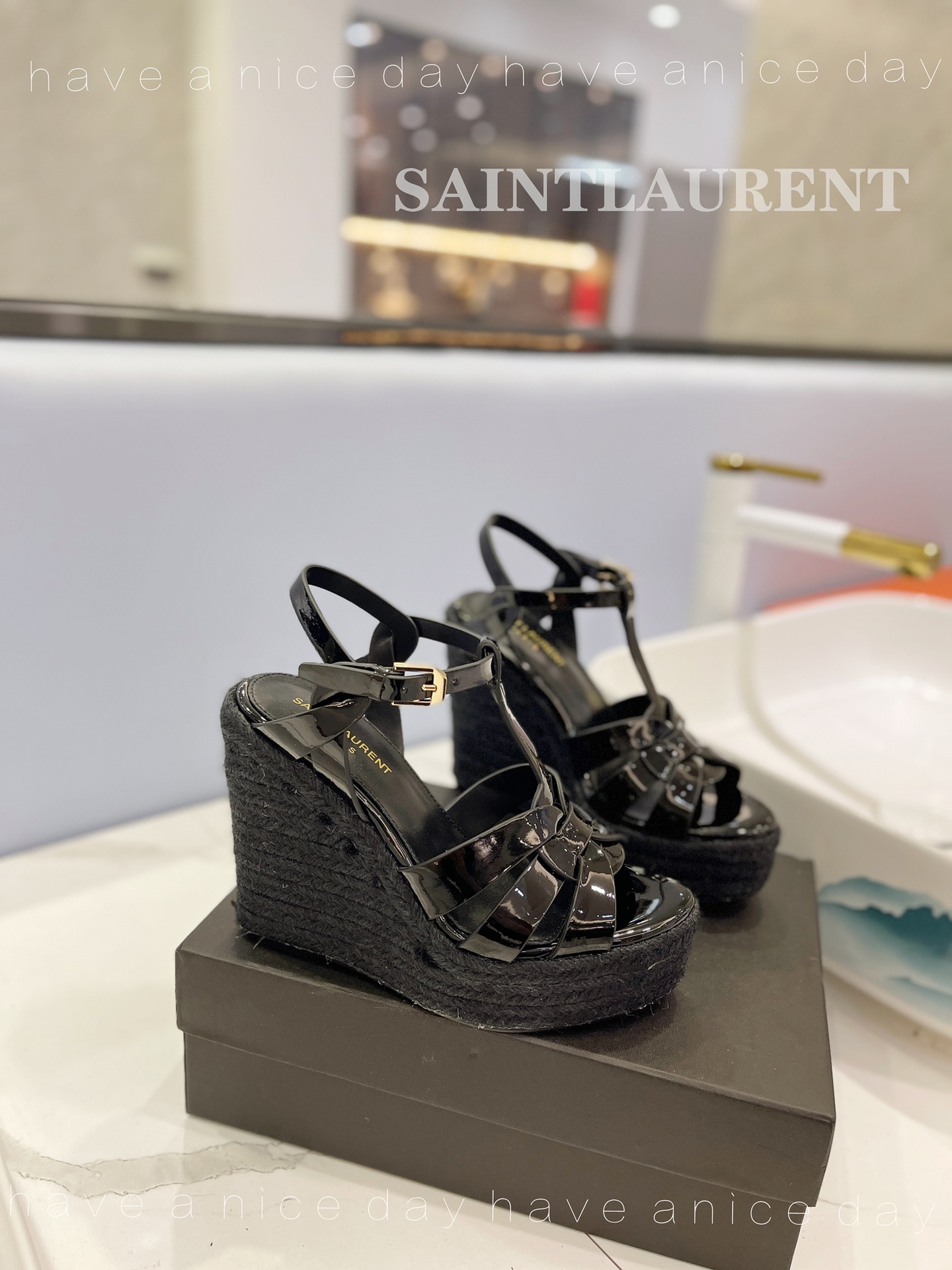 Sa1nt Lau*nt Tribute Espadrilles In Patent Black For Women