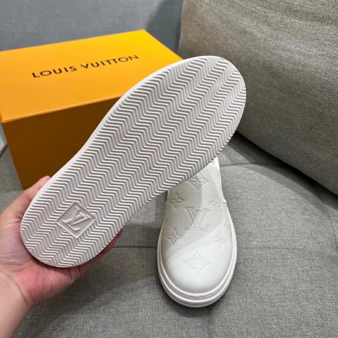 L0vis Vvtt0n Beverly Hills Sneaker White For Men