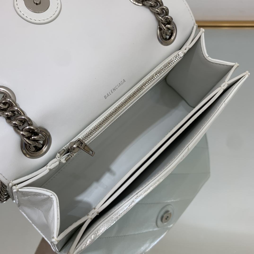 Ba1en*iaga Crush Small Chain Bag Quilted In Optic White/Black For Women 9.8in/25cm 716351210J09001