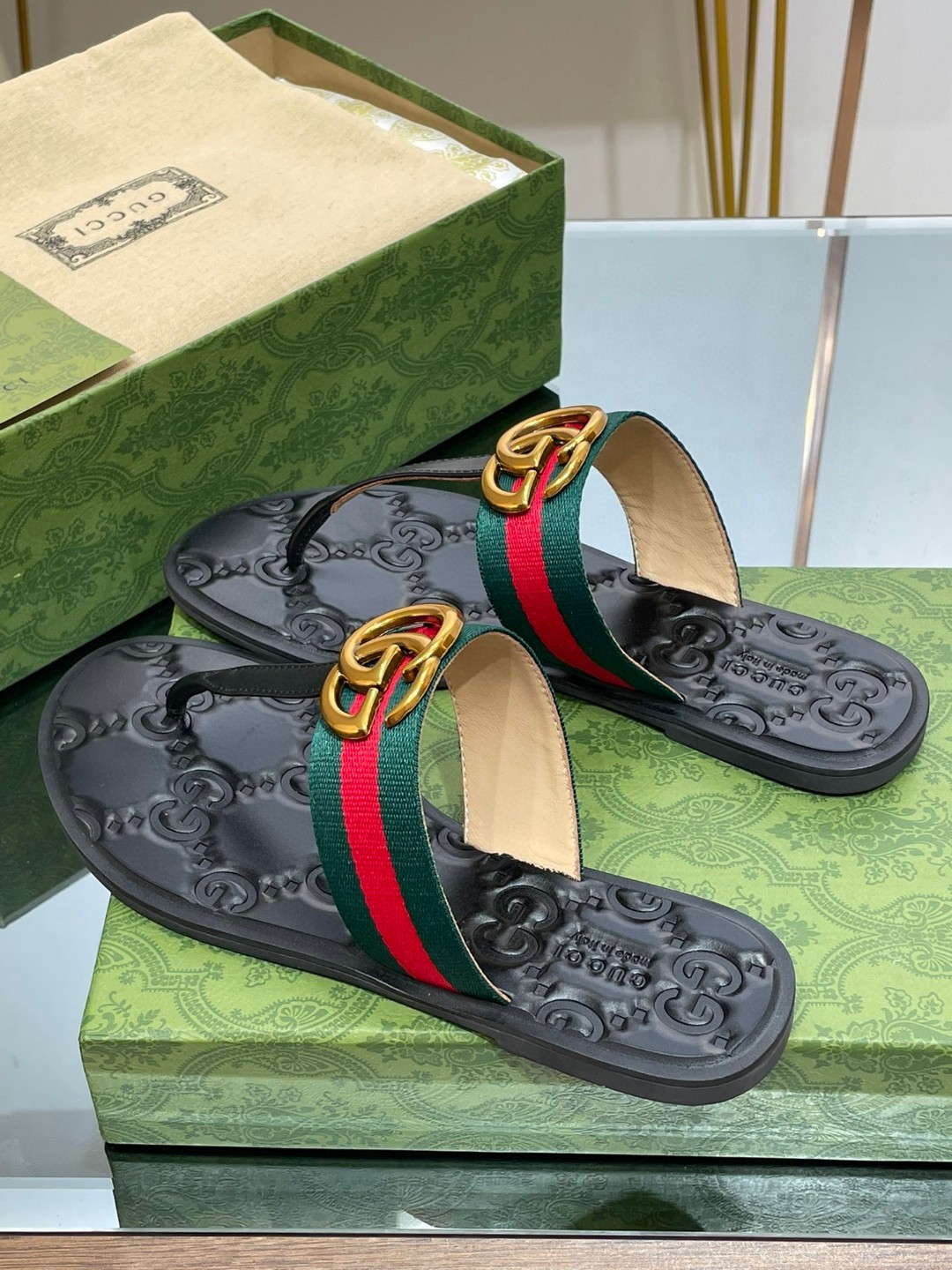 Gvc*1 Thong Sandal With Double G Green For Women 