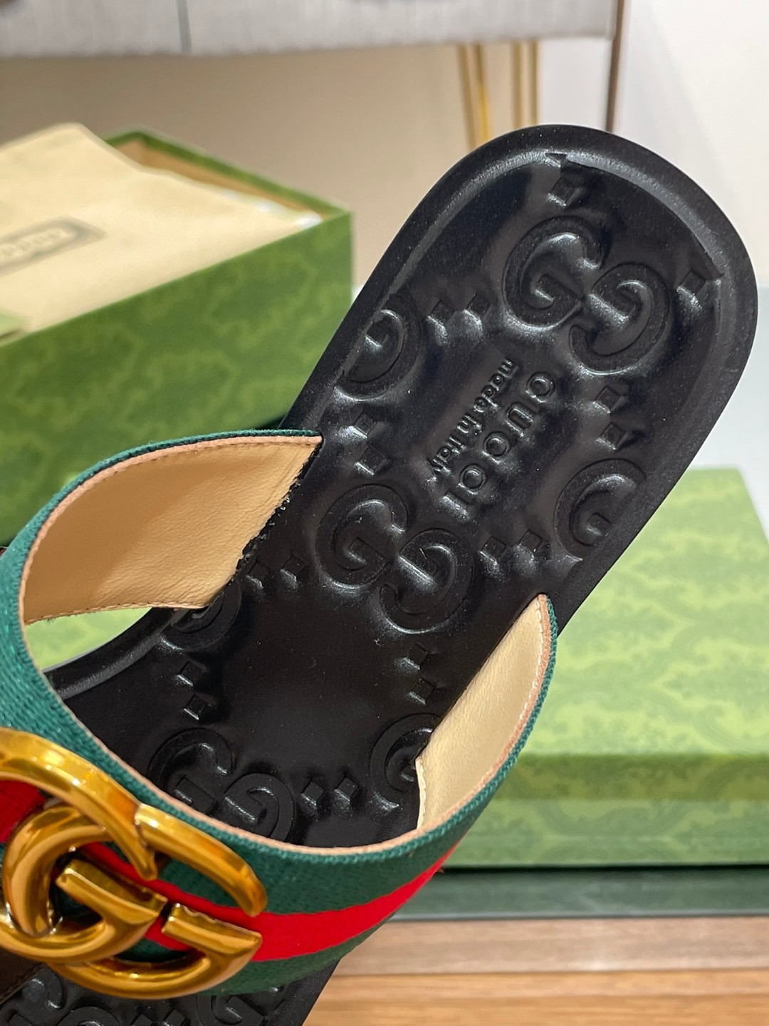 Gvc*1 Thong Sandal With Double G Green For Women 