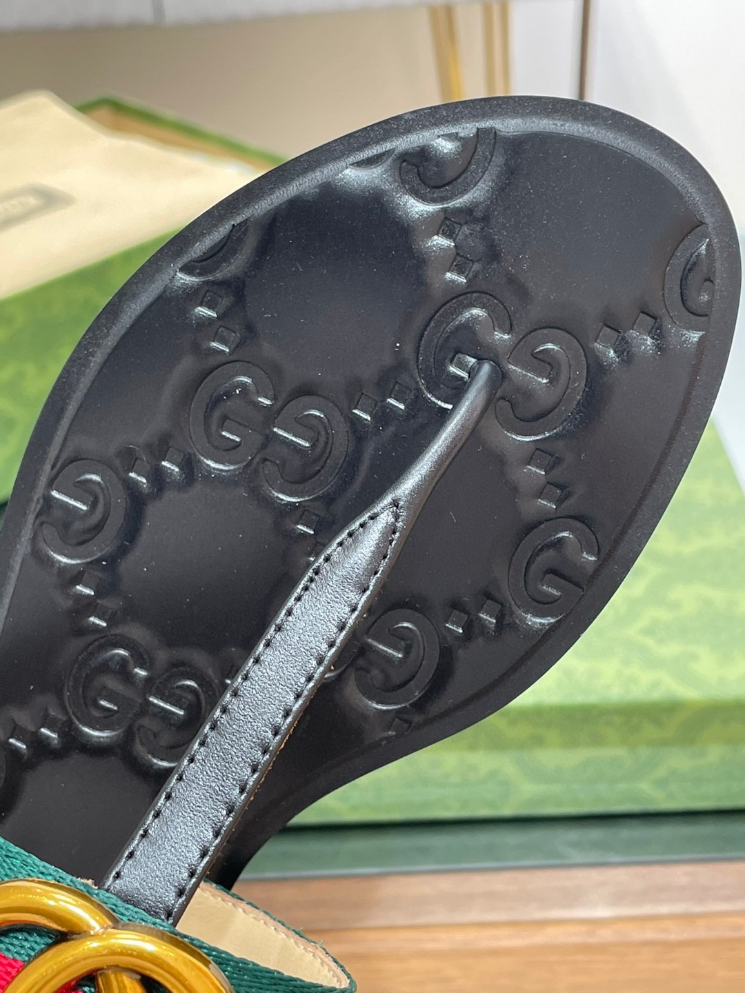 Gvc*1 Thong Sandal With Double G Green For Women 