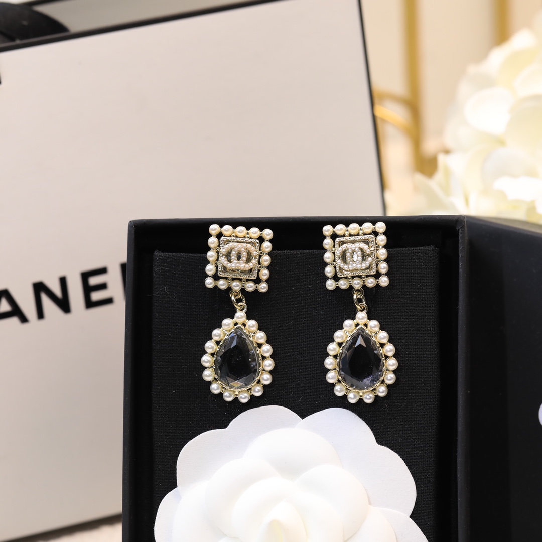 Ch**el Black Twinkle Stone Earrings Gold Tone For Women