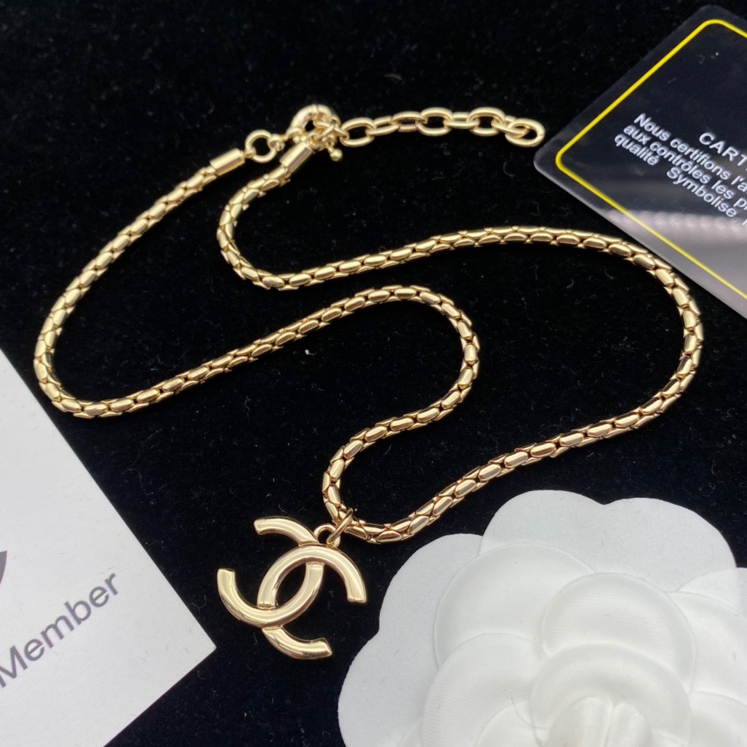 Ch**el CC Necklace Gold For Women