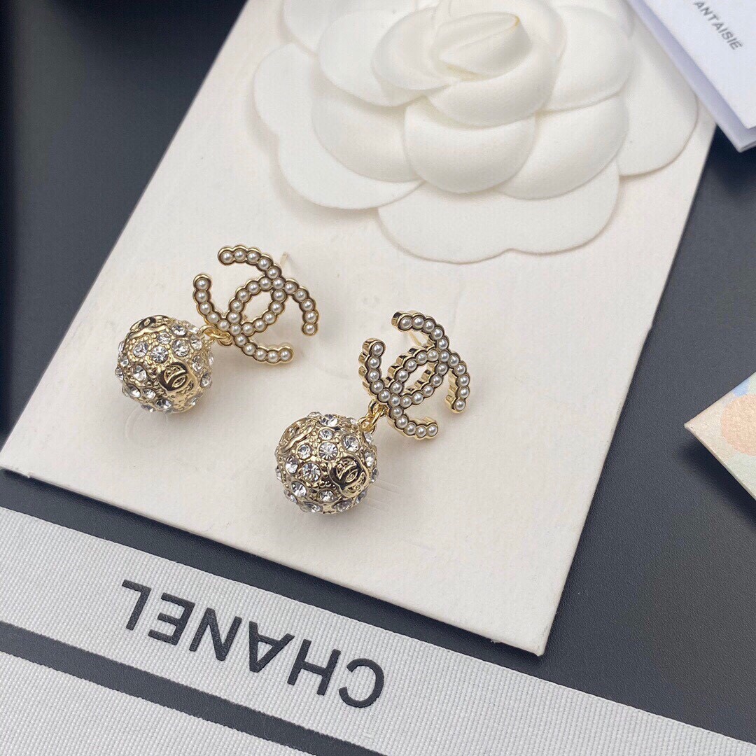 Ch**el Double C Earrings Gold For Women