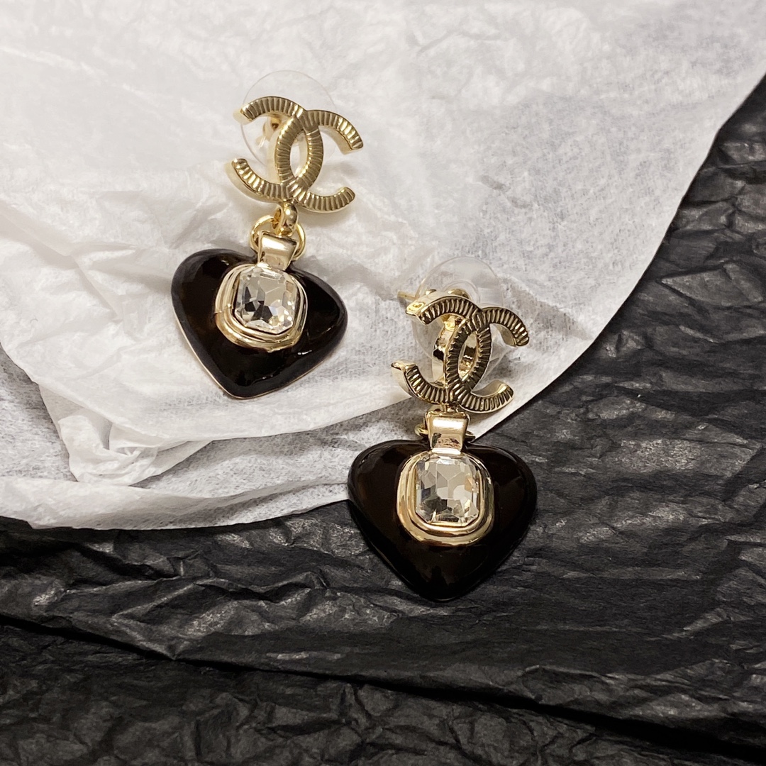 Ch**el Heart Earrings Black For Women