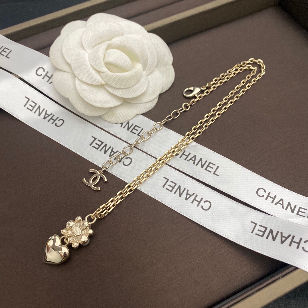 Ch**el Red Stone Hit Point Necklace Gold Tone For Women