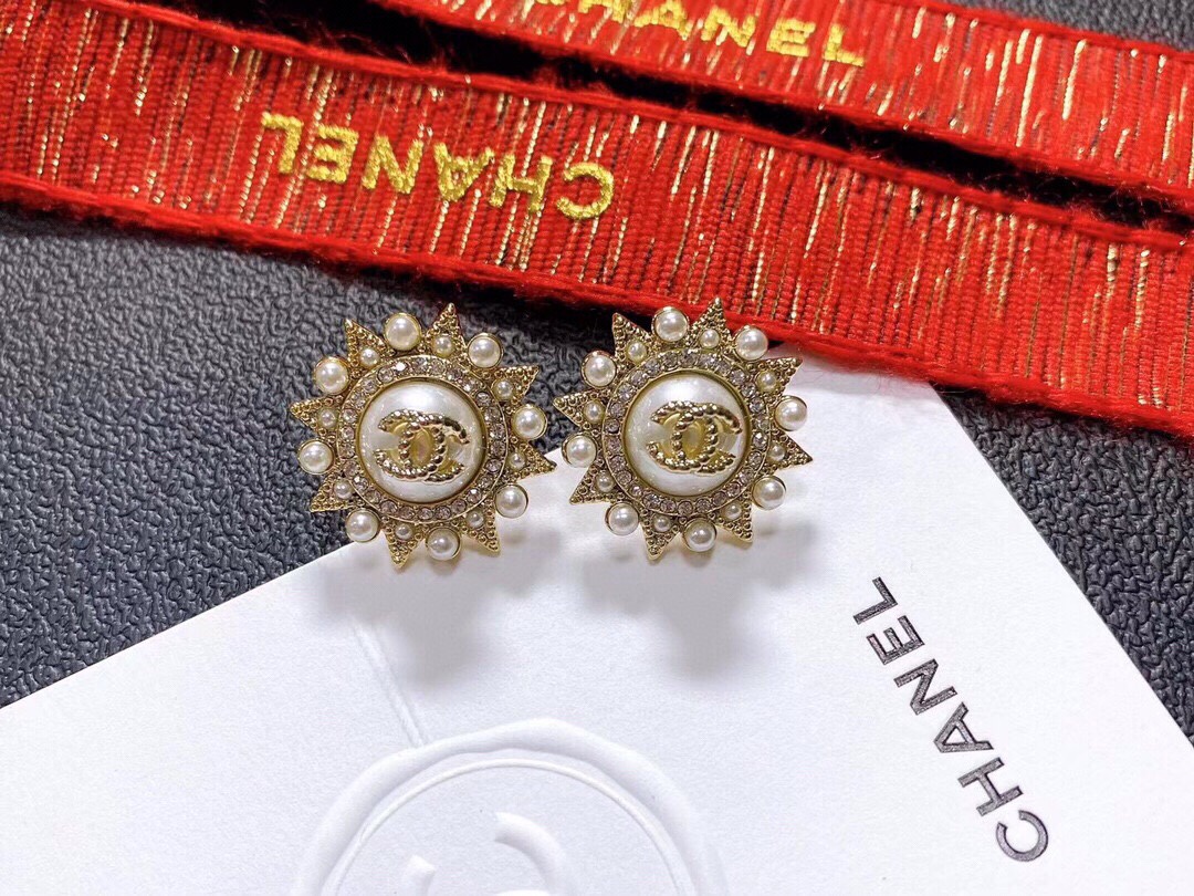 Ch**el Stud Earrings Gold For Women