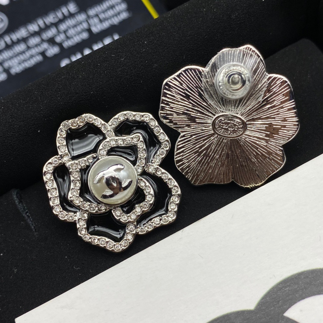 Ch**el Sweet Lady Camellia Earrings Black For Women