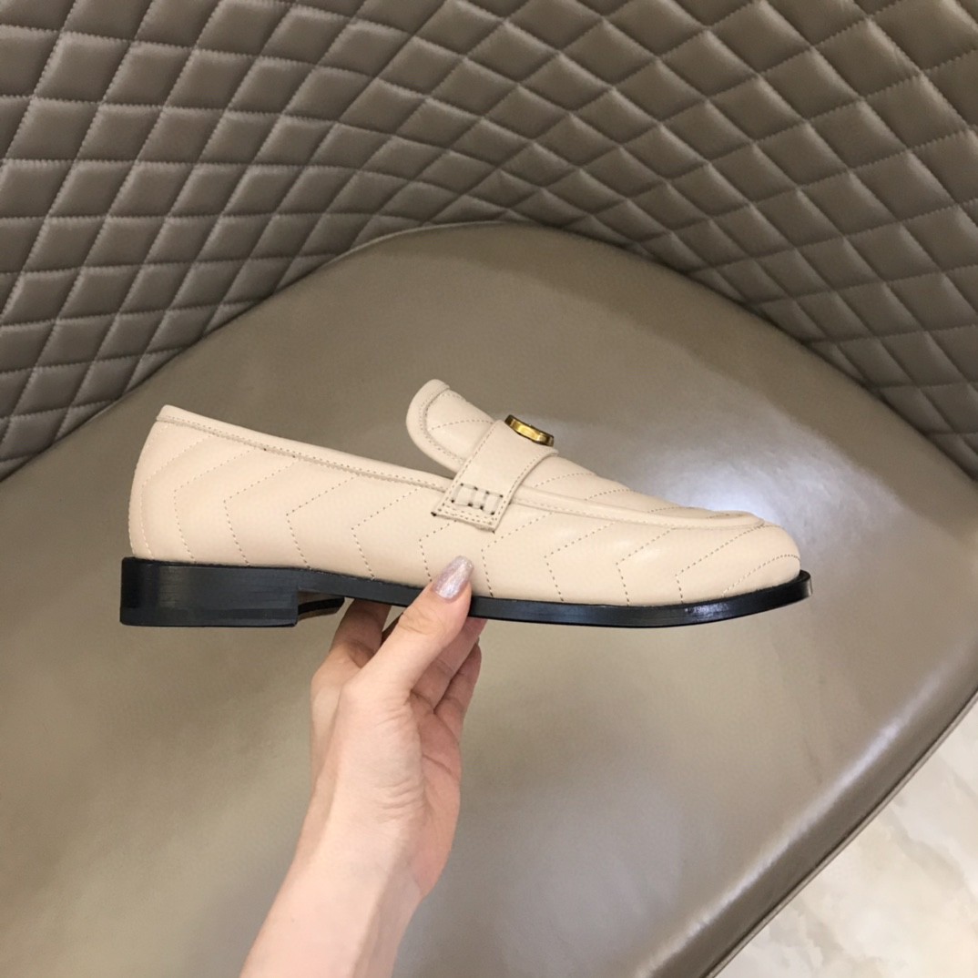Gvc*1 Loafer With Interlocking G Beige For Men