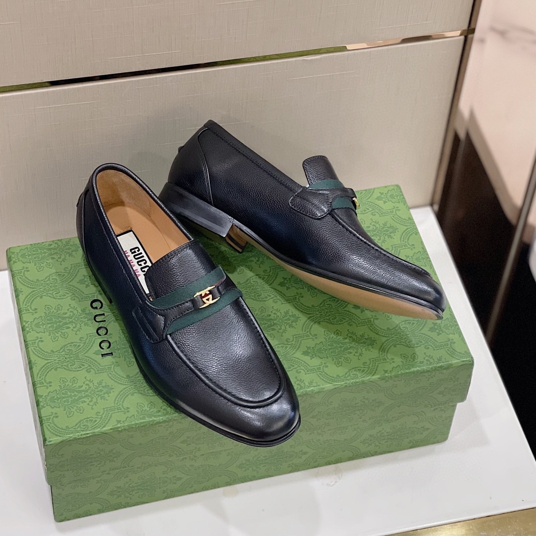 Gvc*1 Loafer With Interlocking G Black For Men