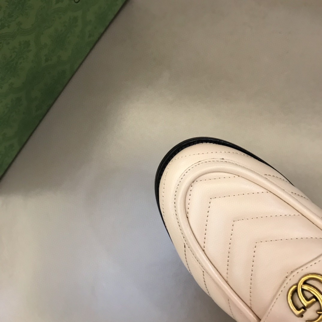 Gvc*1 Slipper With Interlocking G Beige For Men