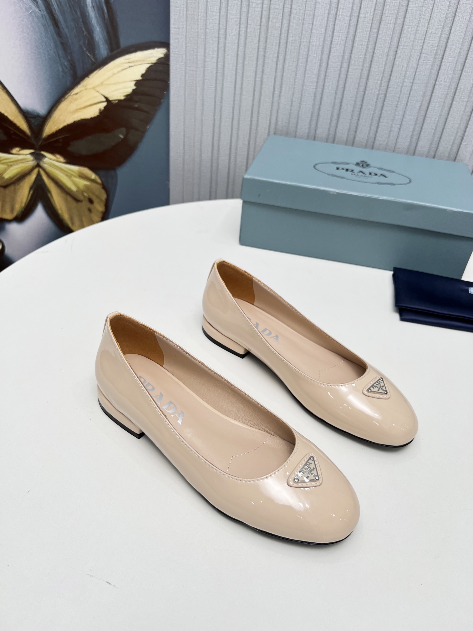 Pra*a Patent Ballerinas Pink For Women