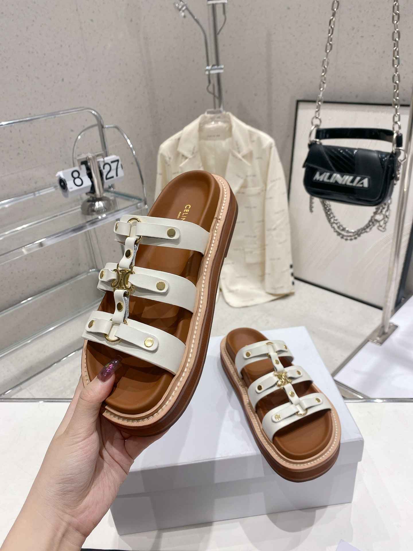 Ce1i*e Slides Tippi White For Women