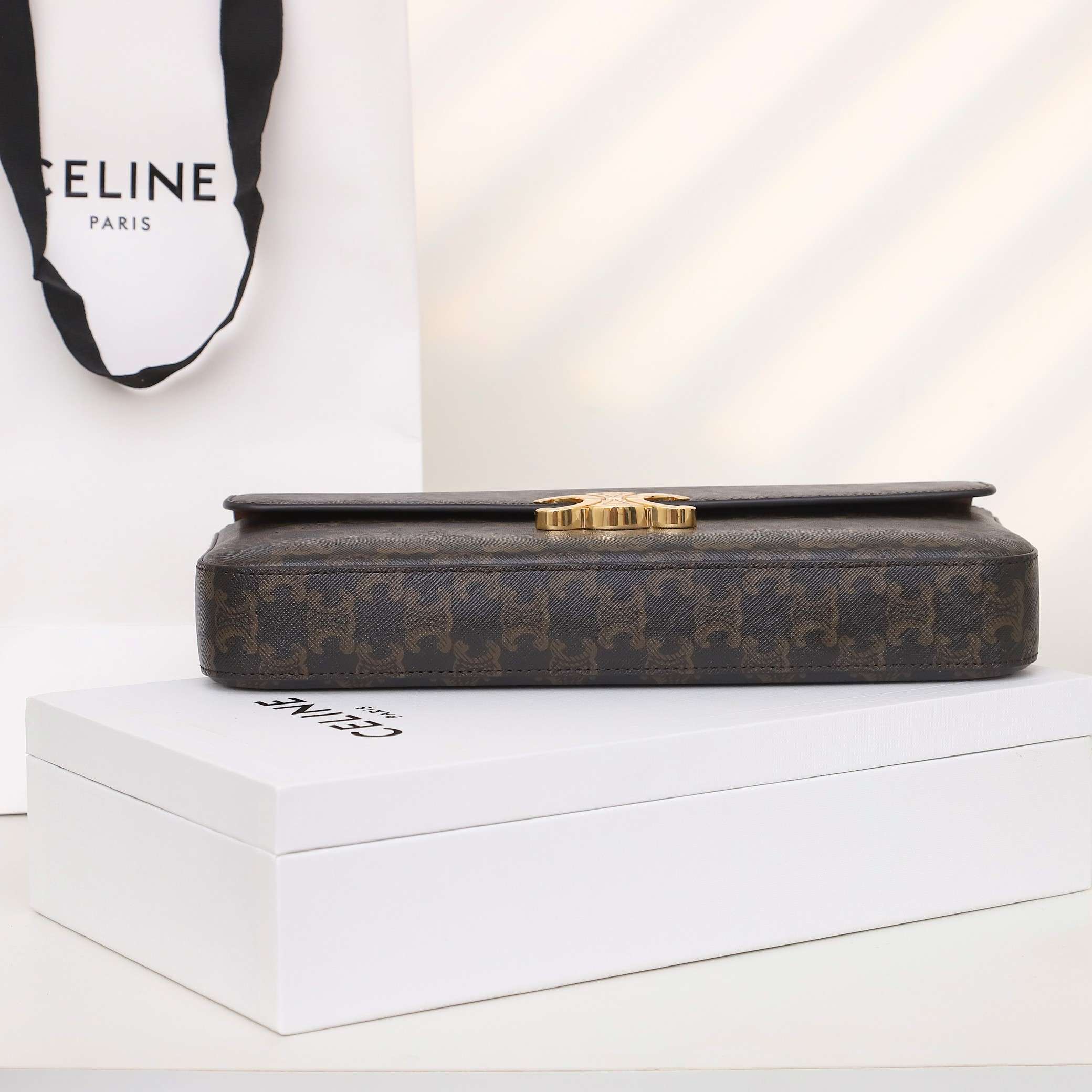 Ce1i*e Chain Shoulder Bag Brown For Women 13in/33cm