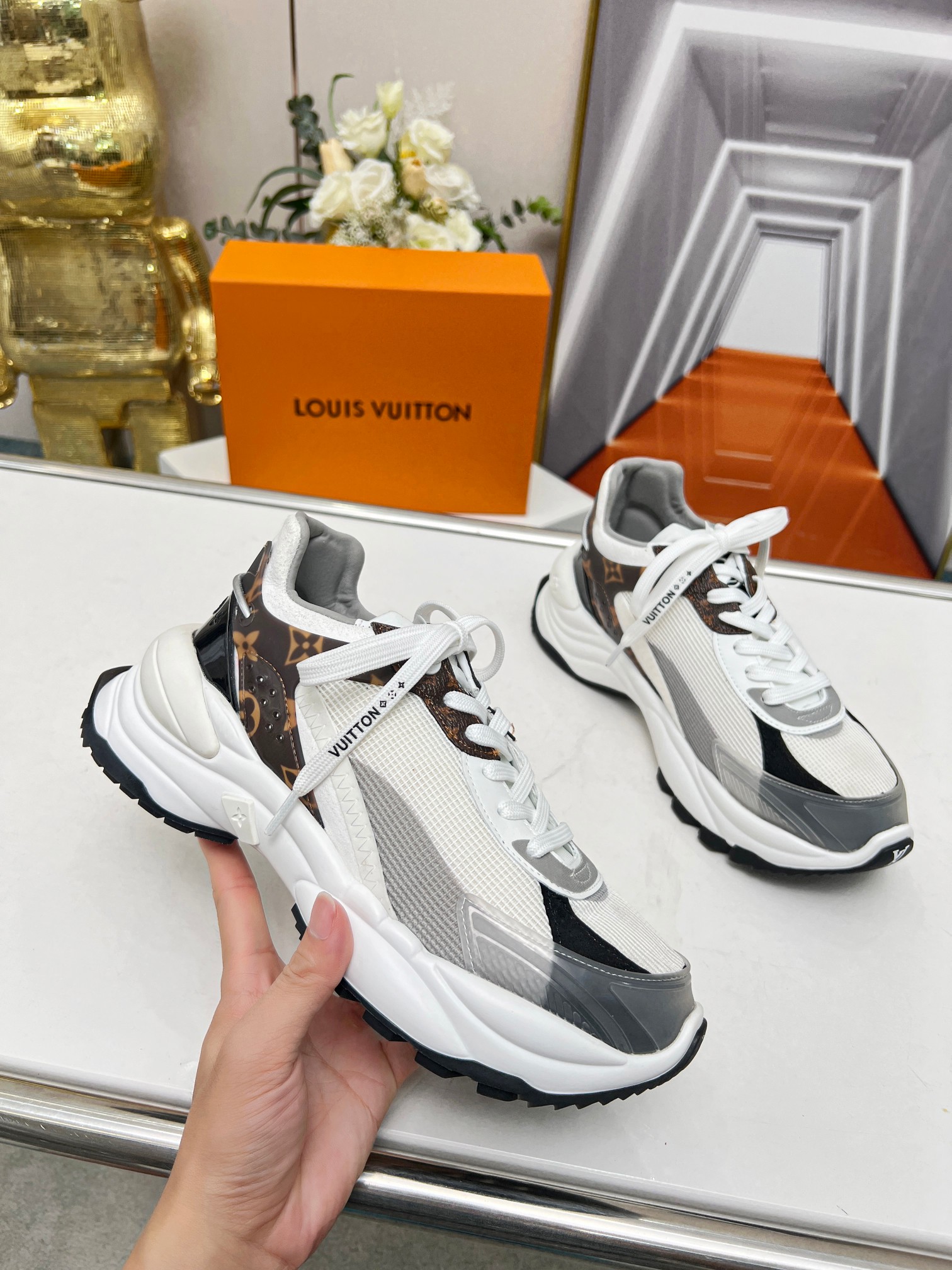 L0vis Vvtt0n Run 55 Sneaker White For Women 1AASDF