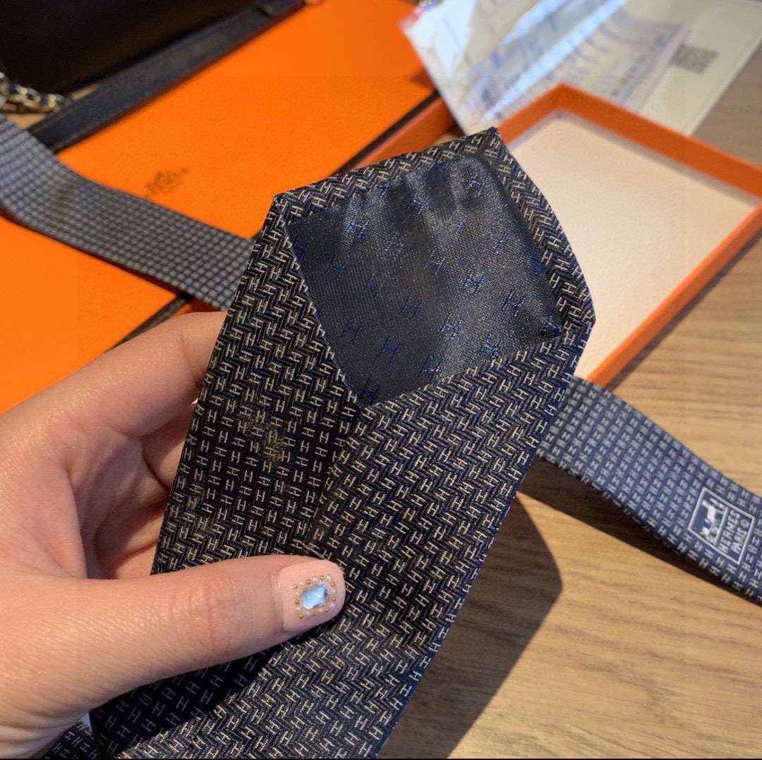 H**me5 Tie 7 Faconnee New H Navy Blue For Men