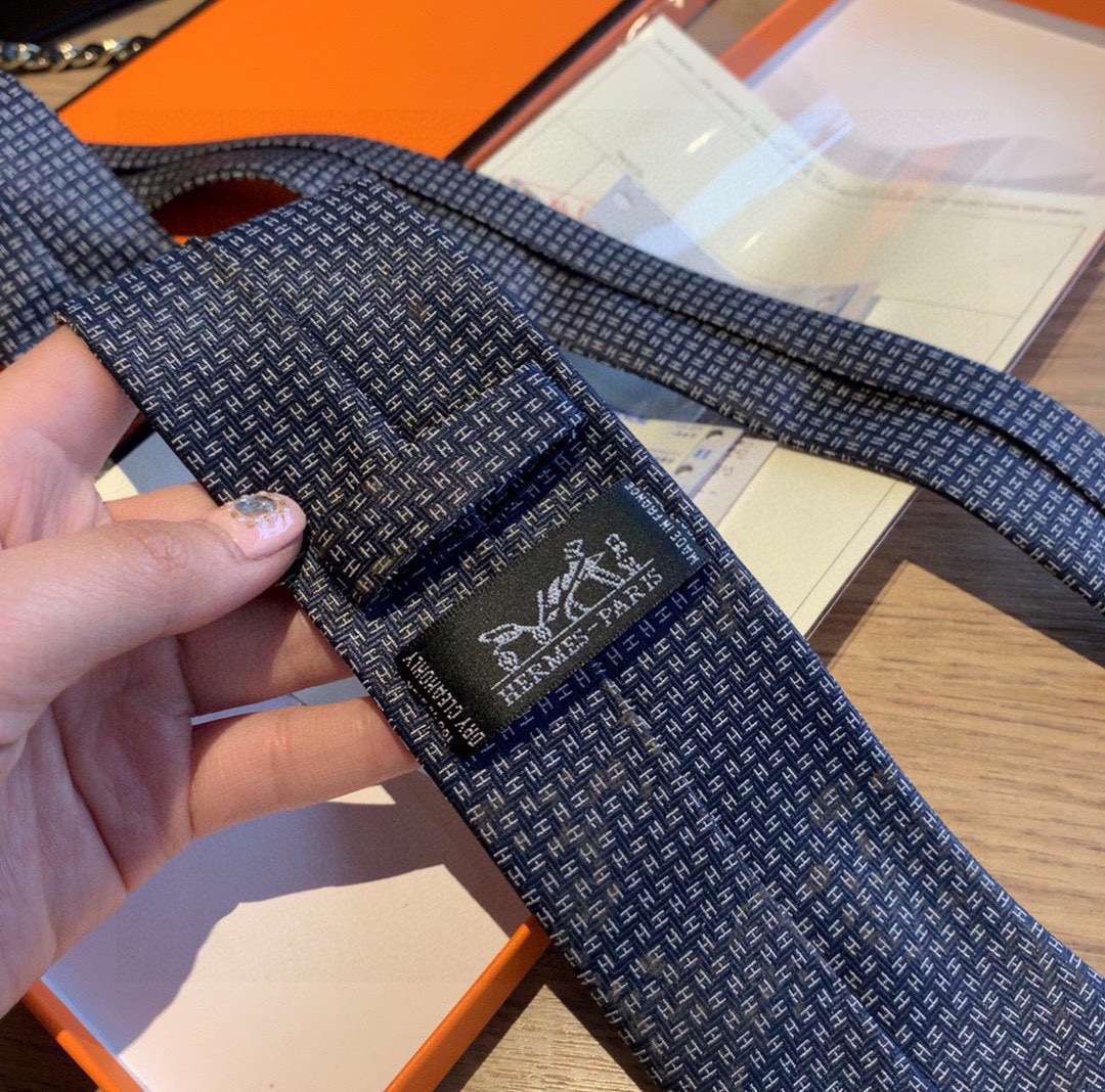 H**me5 Tie 7 Faconnee New H Navy Blue For Men