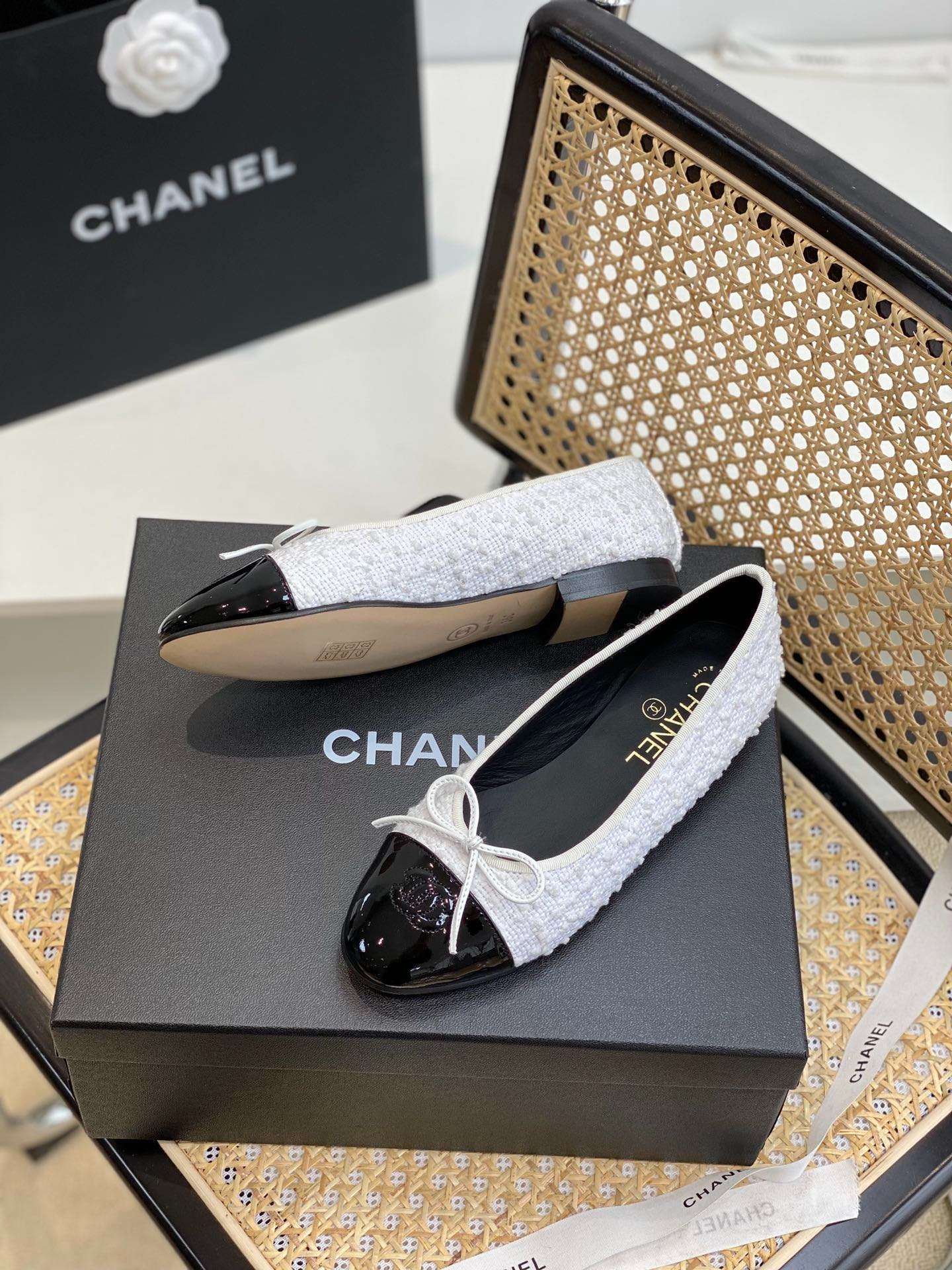 Ch**el Ballet Flats White For Women