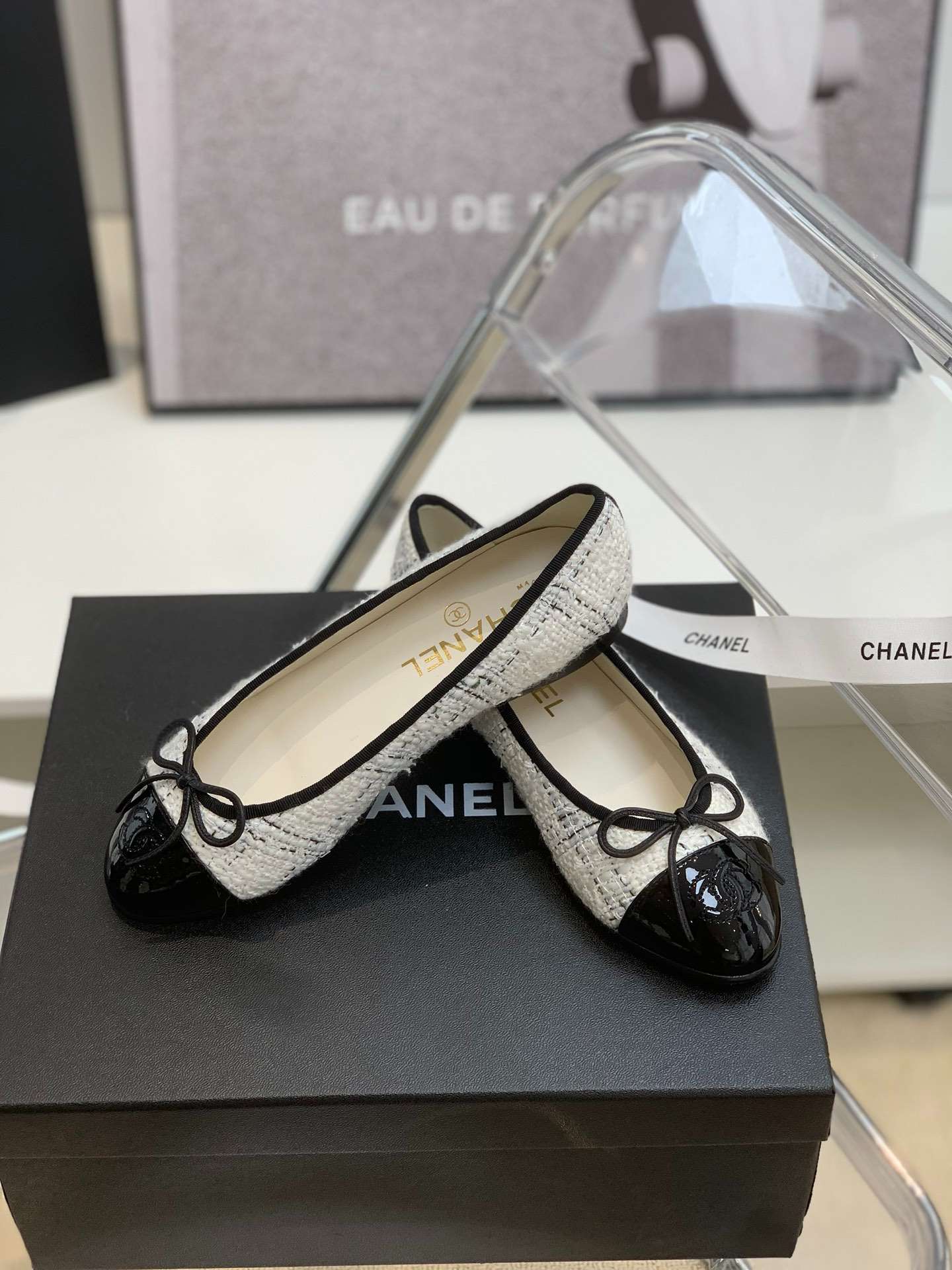 Ch**el Ballet Flats White For Women