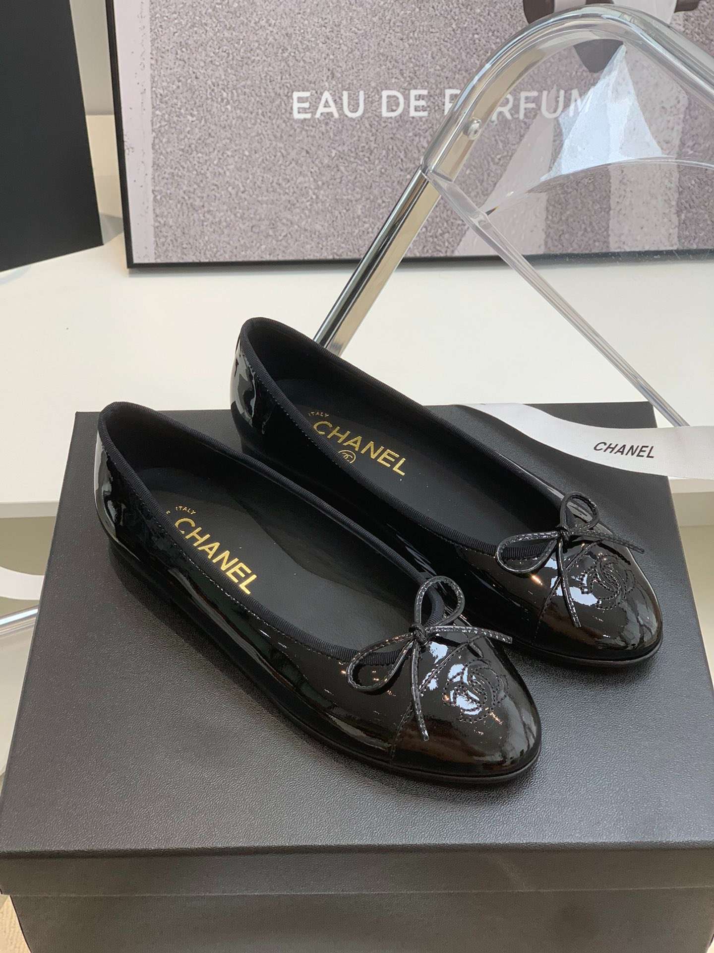 Ch**el Ballet Flats Black For Women