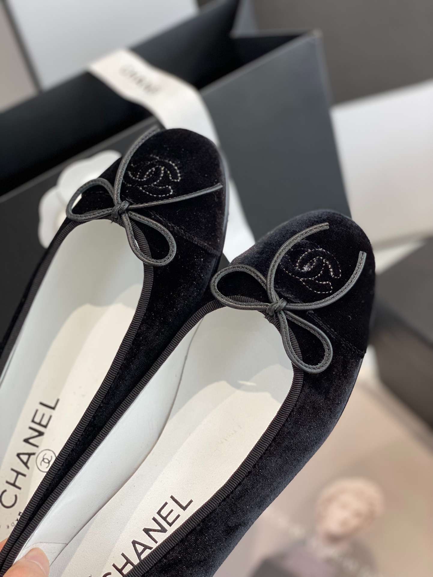 Ch**el Ballet Flats Black For Women