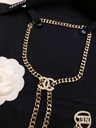 Ch**el Pearl Heart Necklace Gold For Women