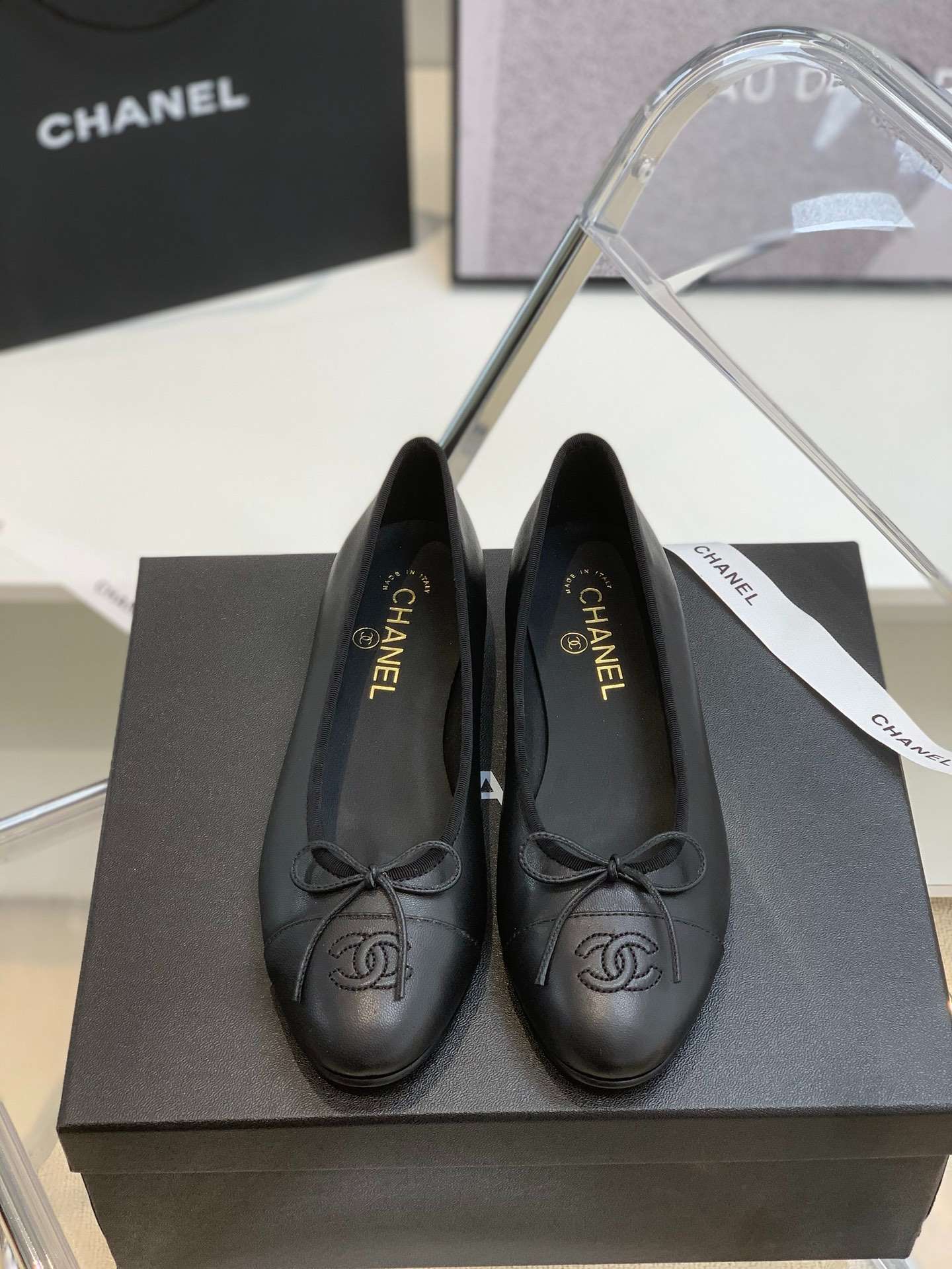 Ch**el Ballet Flats Black For Women