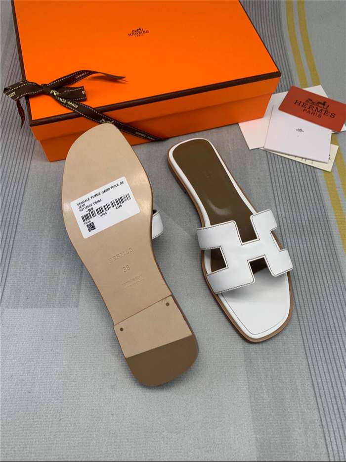 H**me5 Oran Sandal White For Women