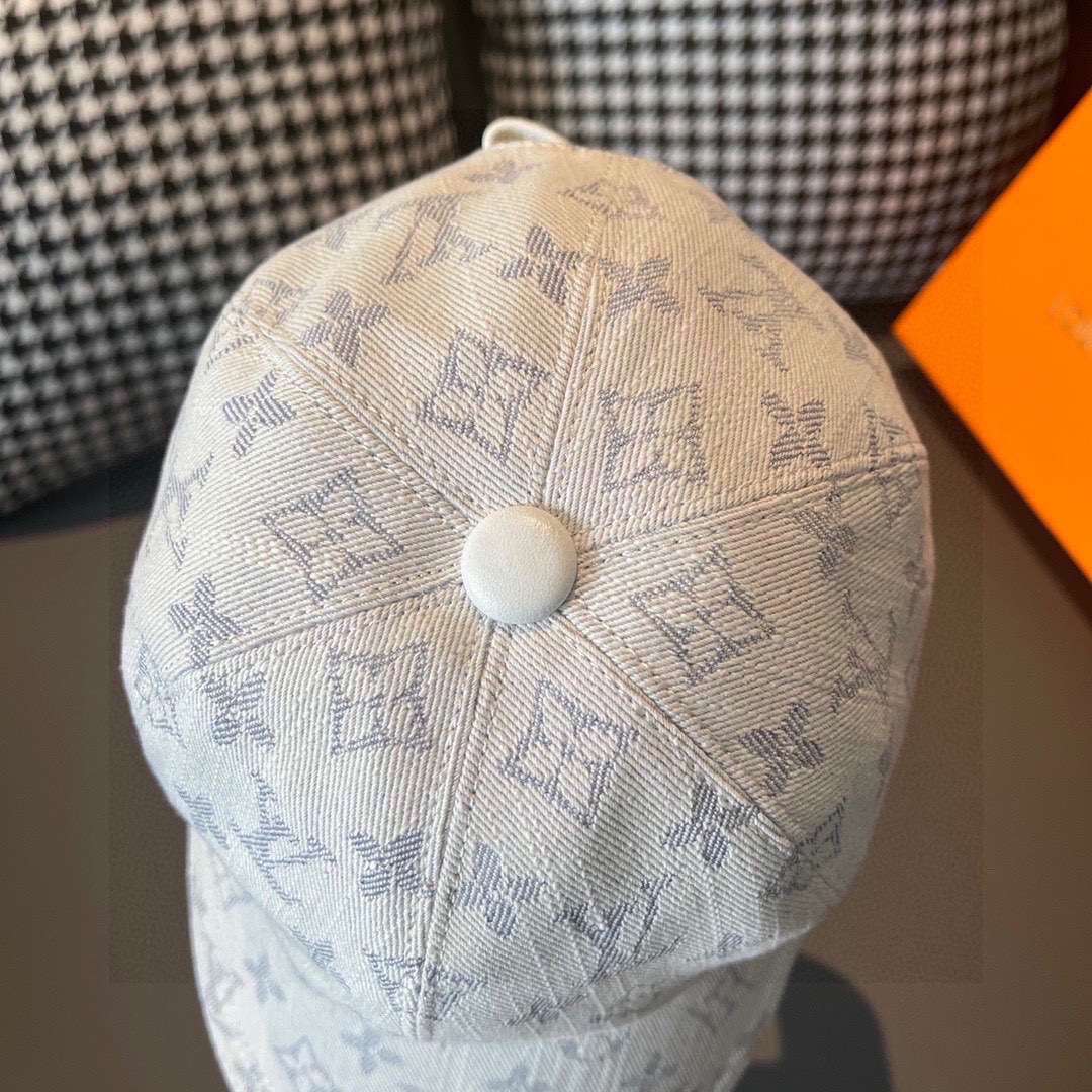 L0vis Vvtt0n Epi Monogram Cap White For Men