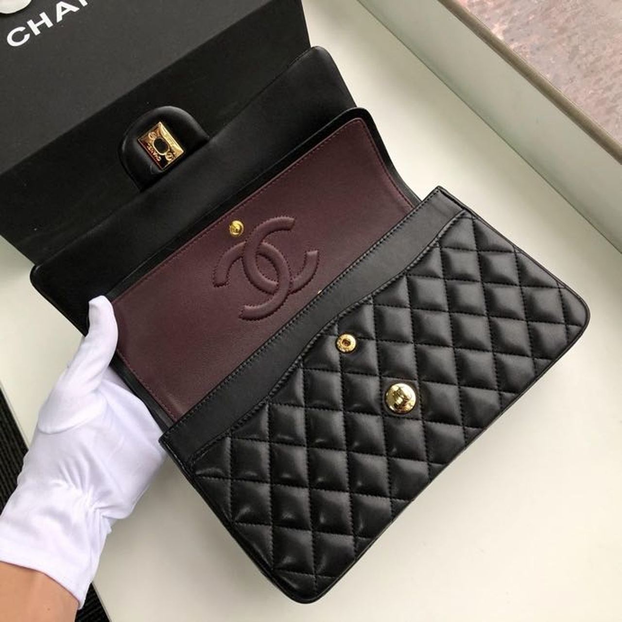 Ch**el Classic Handbag Gold Toned Hardware Black For Women, Women’s Bags, Shoulder And Crossbody Bags 10in/25.5cm A01112