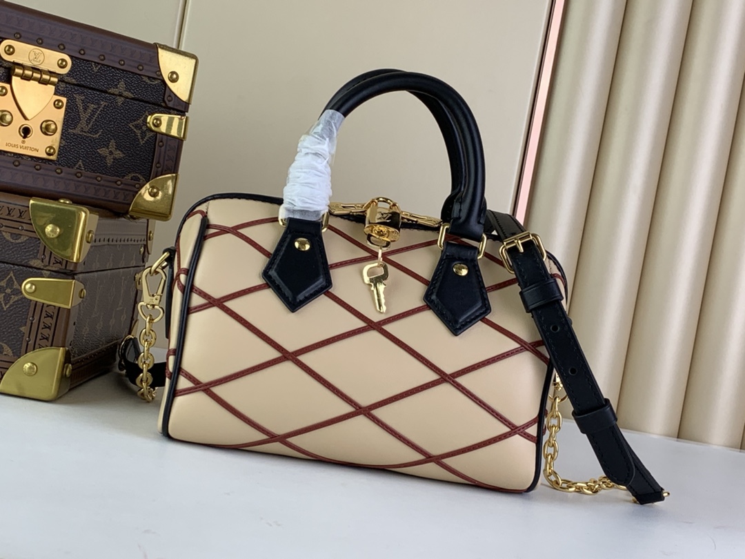 L0vis Vvtt0n Speedy Bandouliere 20 Beige For Women 8 in/ 20.5 cm M24261