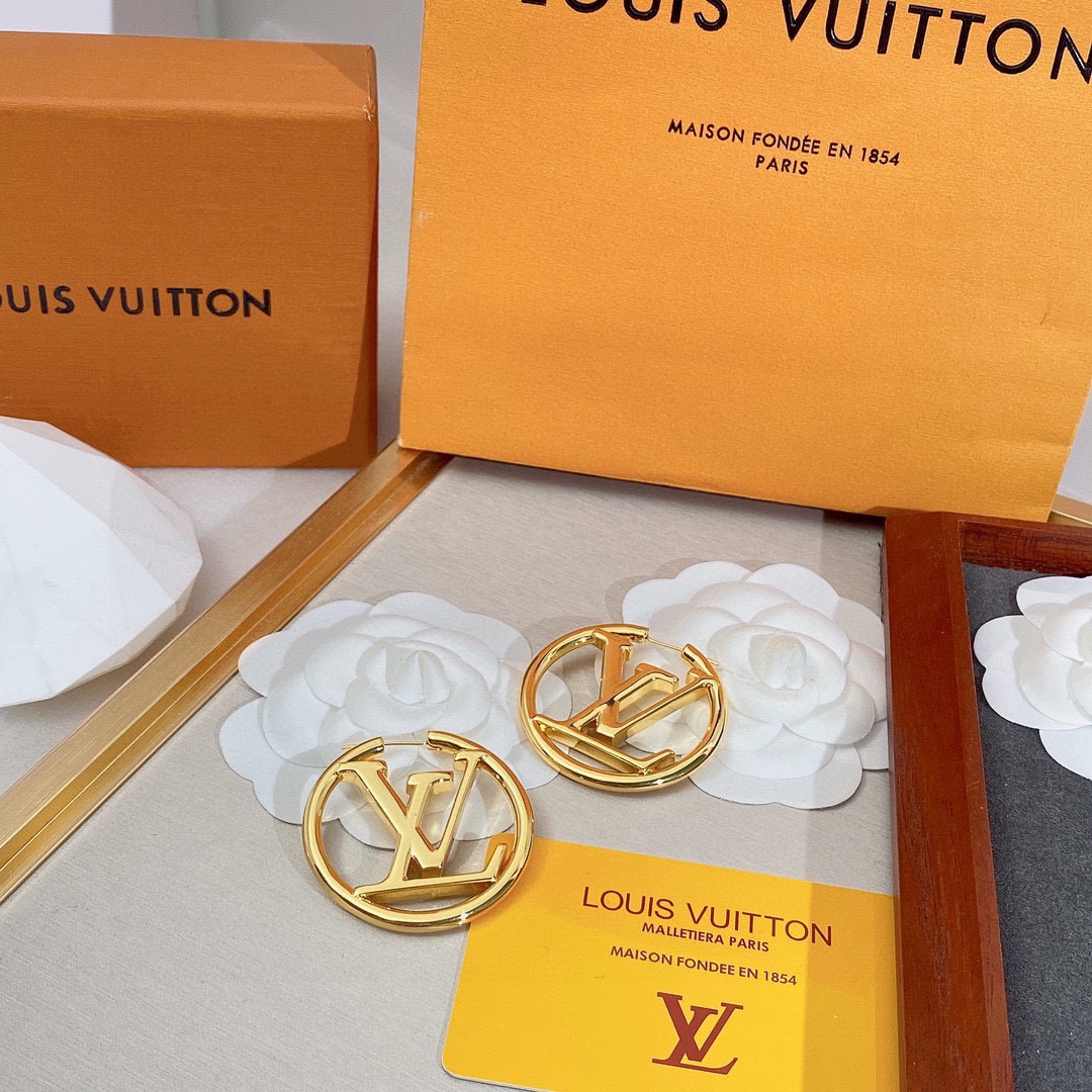 L0vis Vvtt0n Classic Stud Earrings Gold For Women