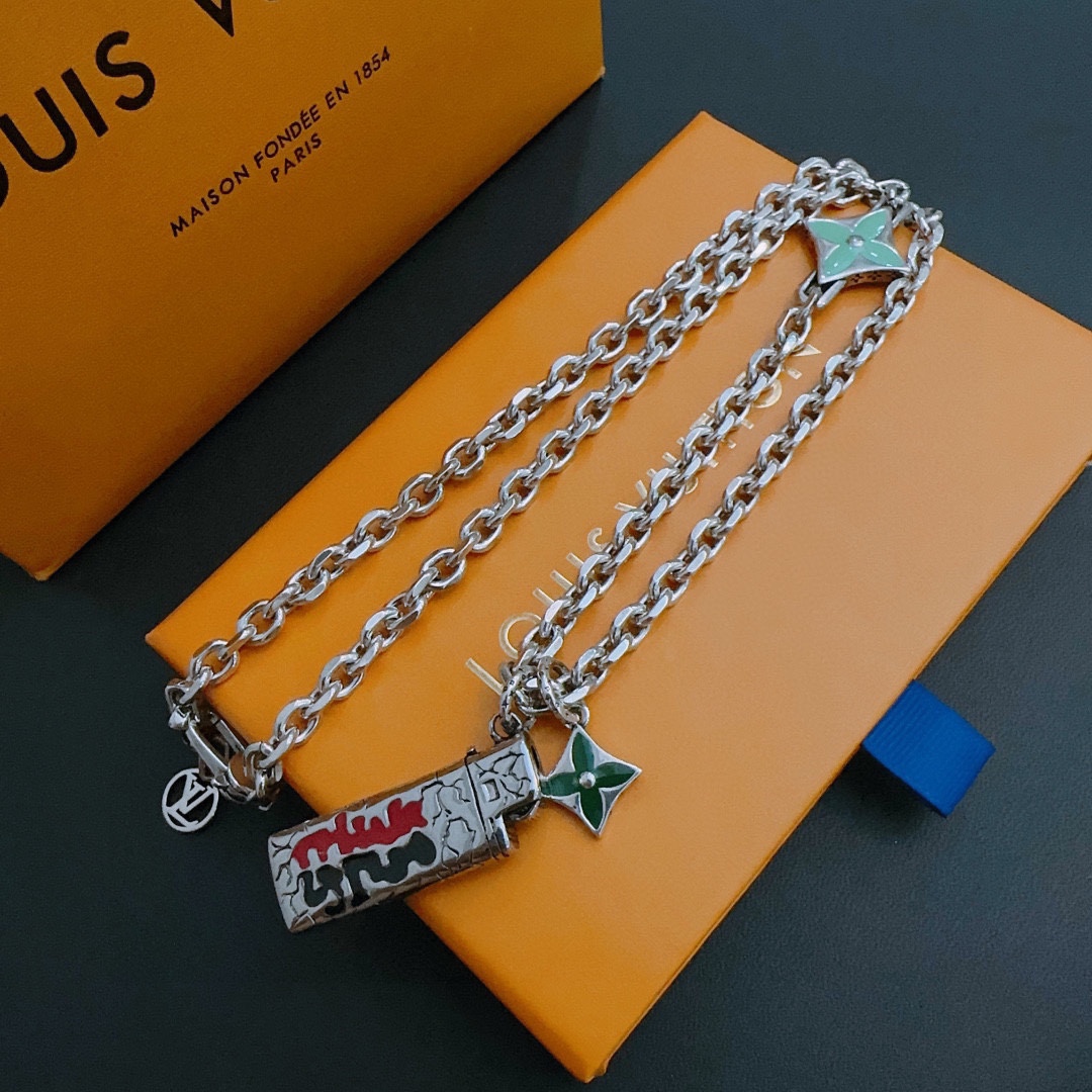 L0vis Vvtt0n Necklace Silver For Women