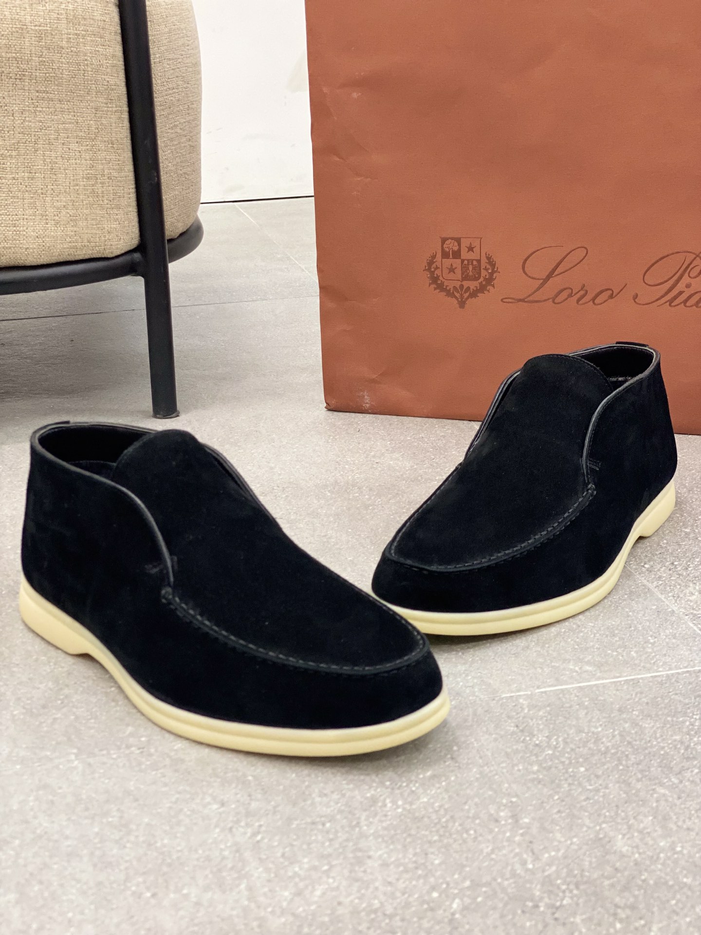 L0r0 P1ana Open Walk Boots Caviar For Women – FAE9959 MB97