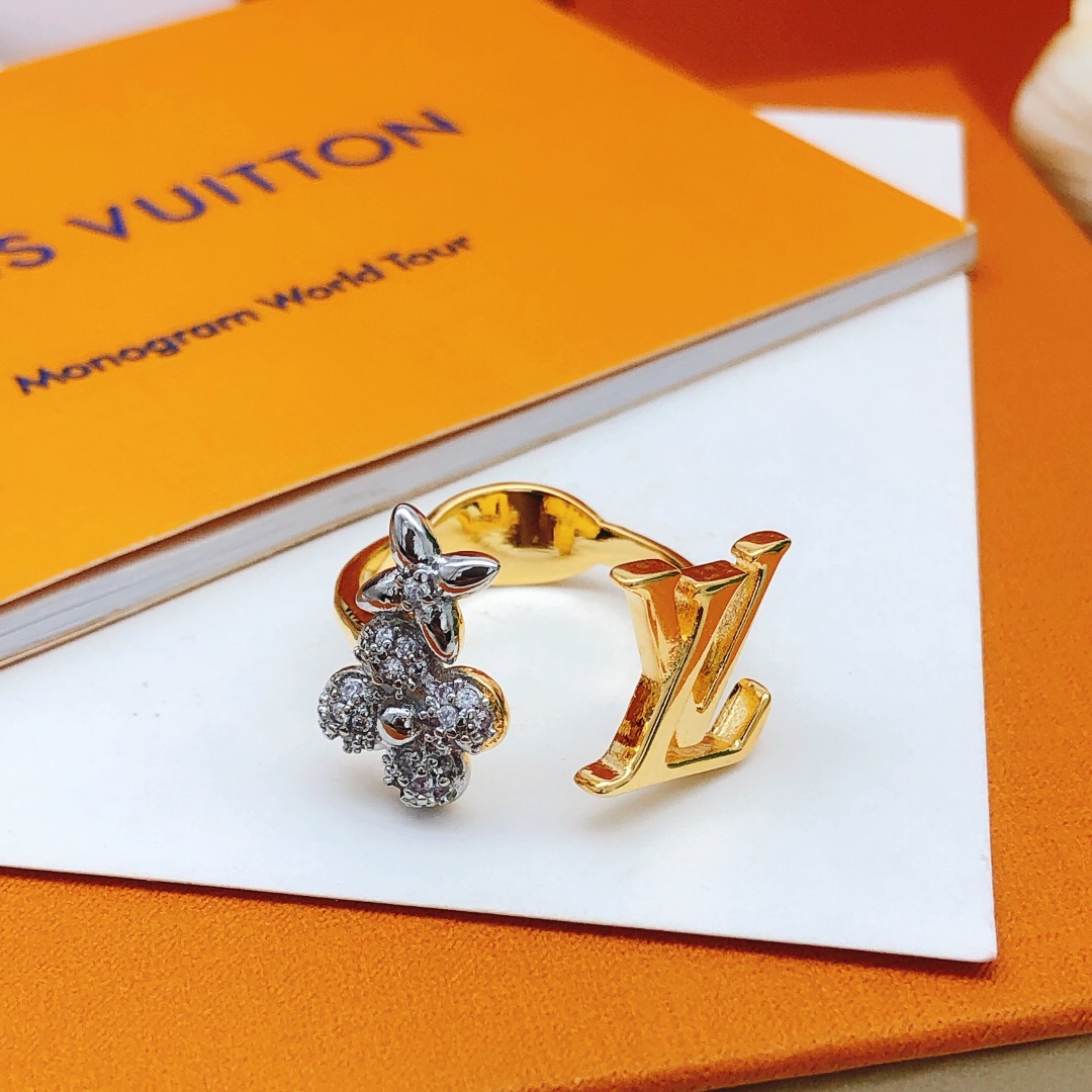 L0vis Vvtt0n Latest Ring Gold For Women