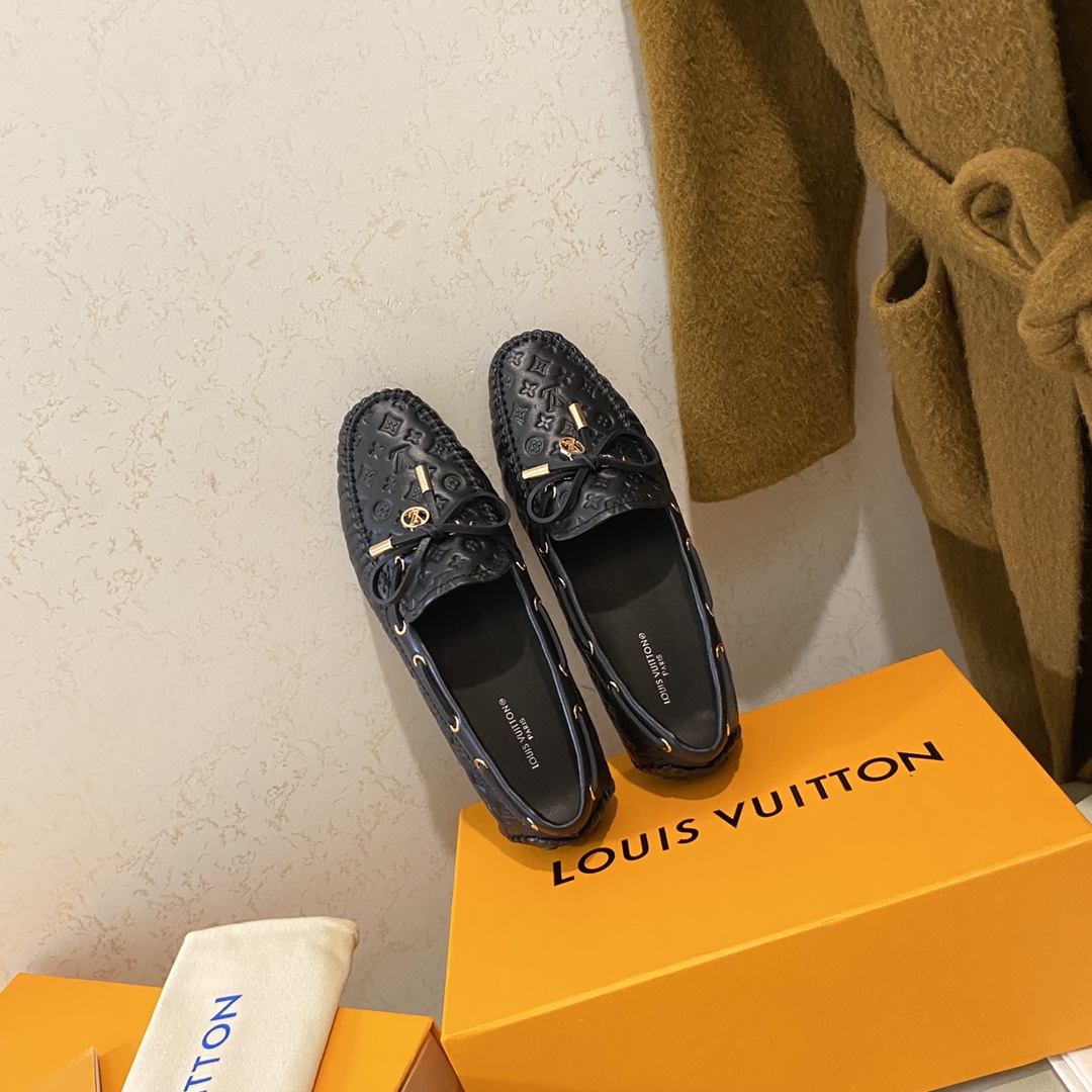 L0vis Vvtt0n Gloria Flat Loafer Black For Women 1A658D